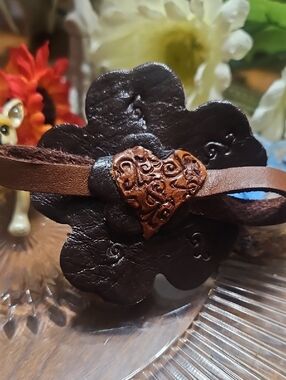 Hand Crafted Genuine Leather Heart Flower Dog Collar Charm NEW